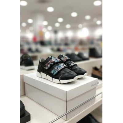 Natural leather girls sneakers model PALOMA 1