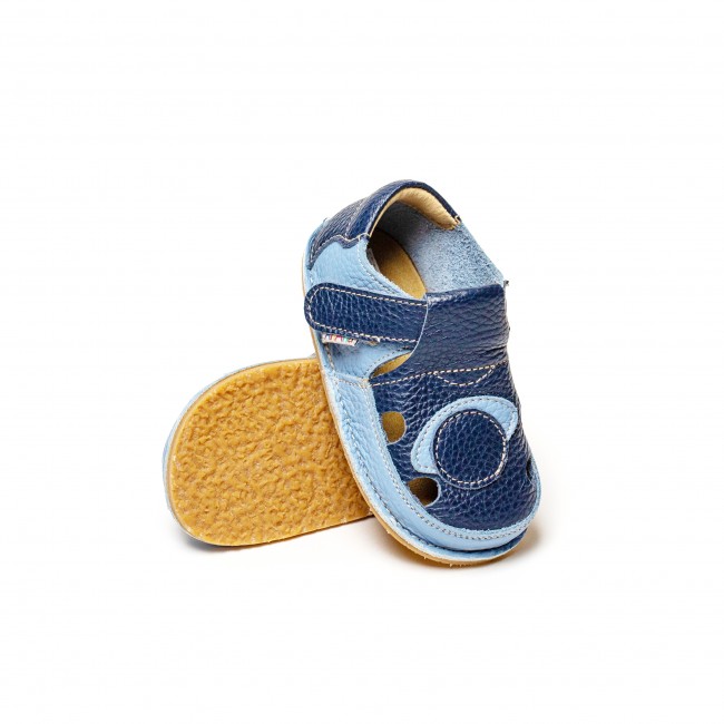 INCALTAMINTE BAREFOOT ARISORI CRIUS INCALTAMINTE BAREFOOT ARISORI CRIUS