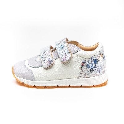 Natural leather girl sneakers model ANNIS Natural leather girl sneakers model ANNIS