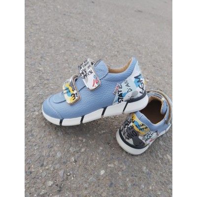 Natural leather unisex sneakers model BABY BLUE