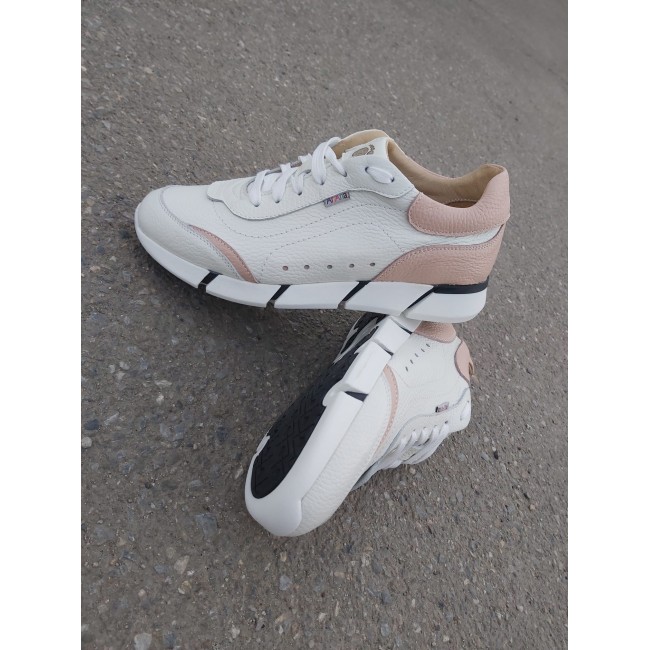 Lady genuine leather sneakers model PINK
