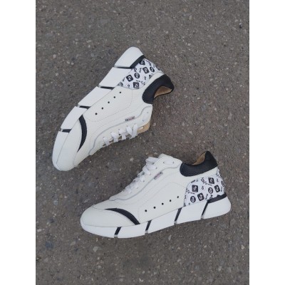 Adidasi mamici din piele naturala model WHITE