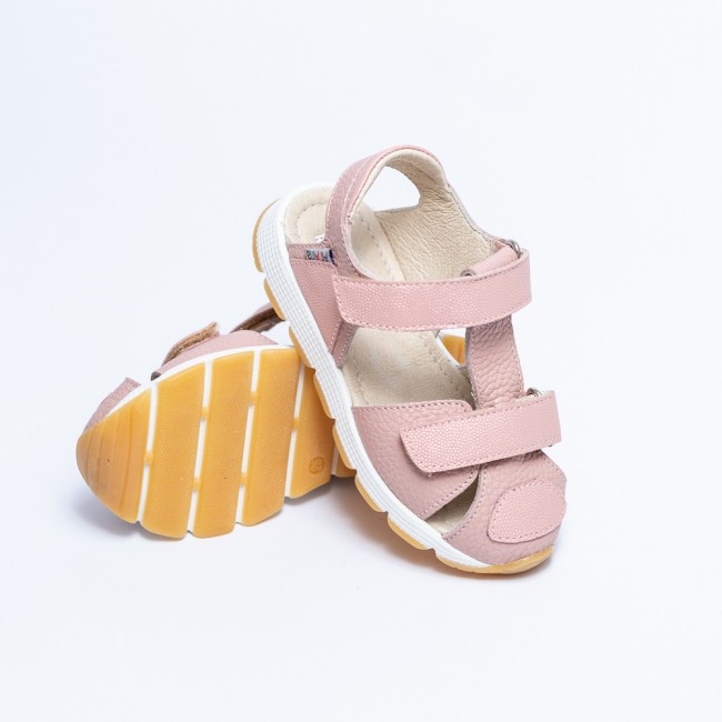 Natural leather kids shoes model CORAZON Natural leather kids shoes model CORAZON