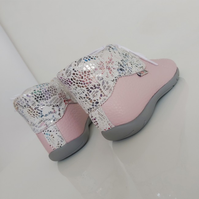 GHETE FETE DIN PIELE NATURALA MODEL CLOTHOS GHETE FETE DIN PIELE NATURALA MODEL CLOTHOS