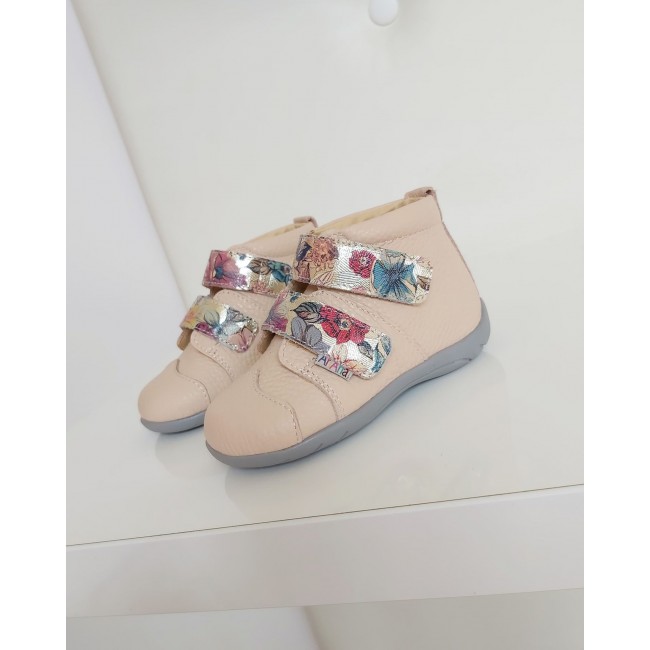 GHETE FETE DIN PIELE NATURALA MODEL GRACE GHETE FETE DIN PIELE NATURALA MODEL GRACE