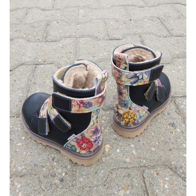 Natural leather baby girl boots model FREJA Natural leather baby girl boots model FREJA