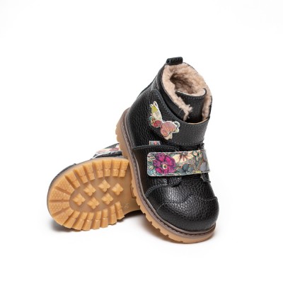 Natural leather kids boots model MAJA