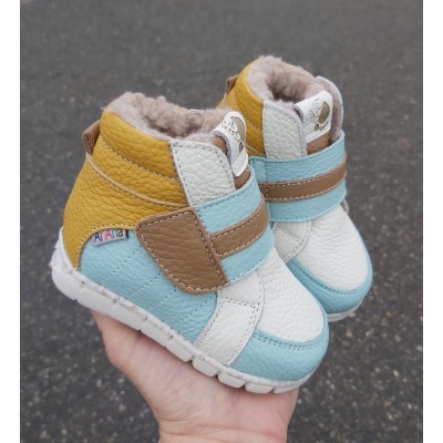 Natural leather baby boy sneakers boots model OLINA