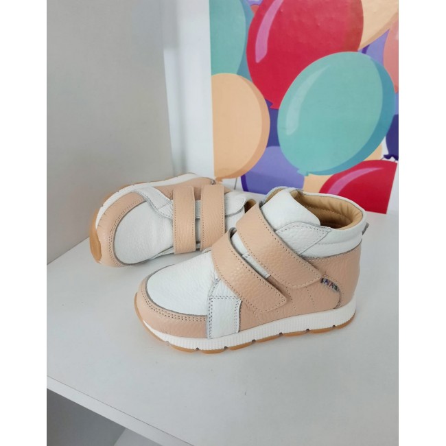Natural leather ankle boots model ALSATIA