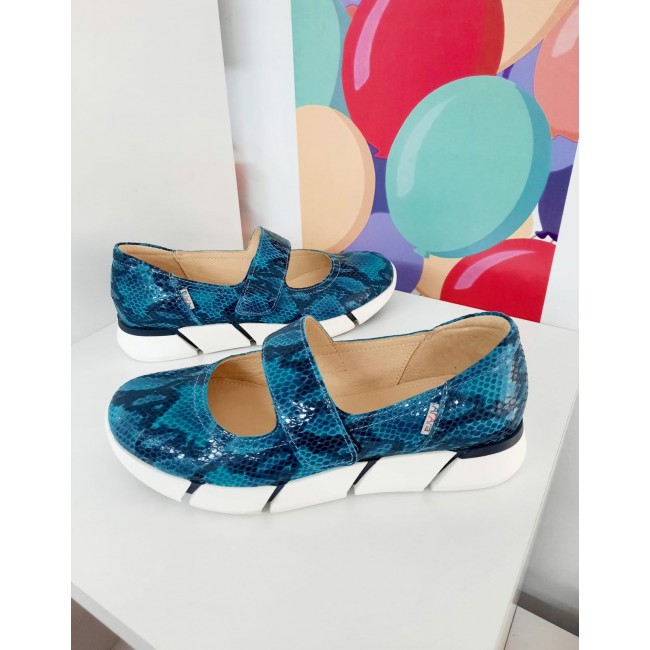 Natural leather ballet flats model PYTHONE