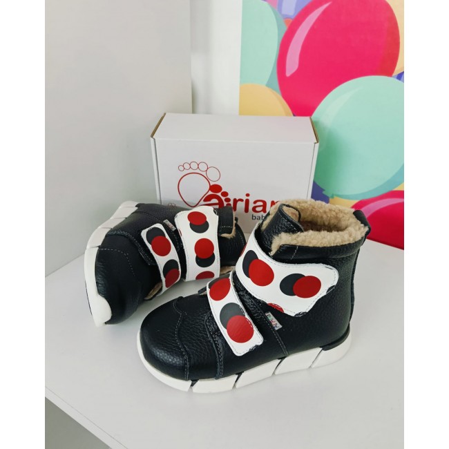 Natural leather kids boots model TILDE