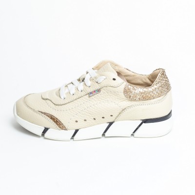 Girl sneakers model HELIA Girl sneakers model HELIA