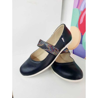 Natural leather ballet flats model BALWINA