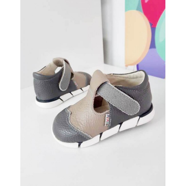 Natural leather kids shoes model DEAN