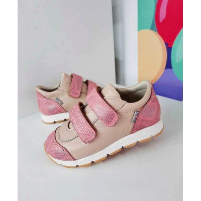 Natural leather baby girl sneakers model TORA Natural leather baby girl sneakers model TORA