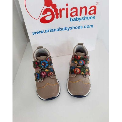 Natural leather ankle boots model GUAN